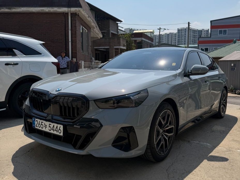BMW 5-Series 2026