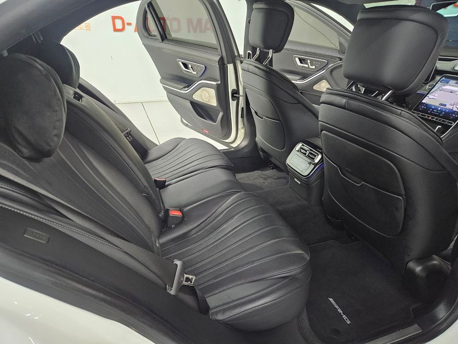 Mercedes-Benz S-Class 2022