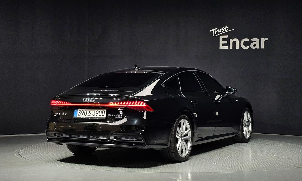 Audi A7 2025