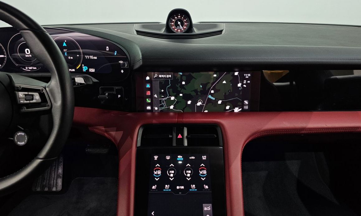 Porsche Taycan 2022