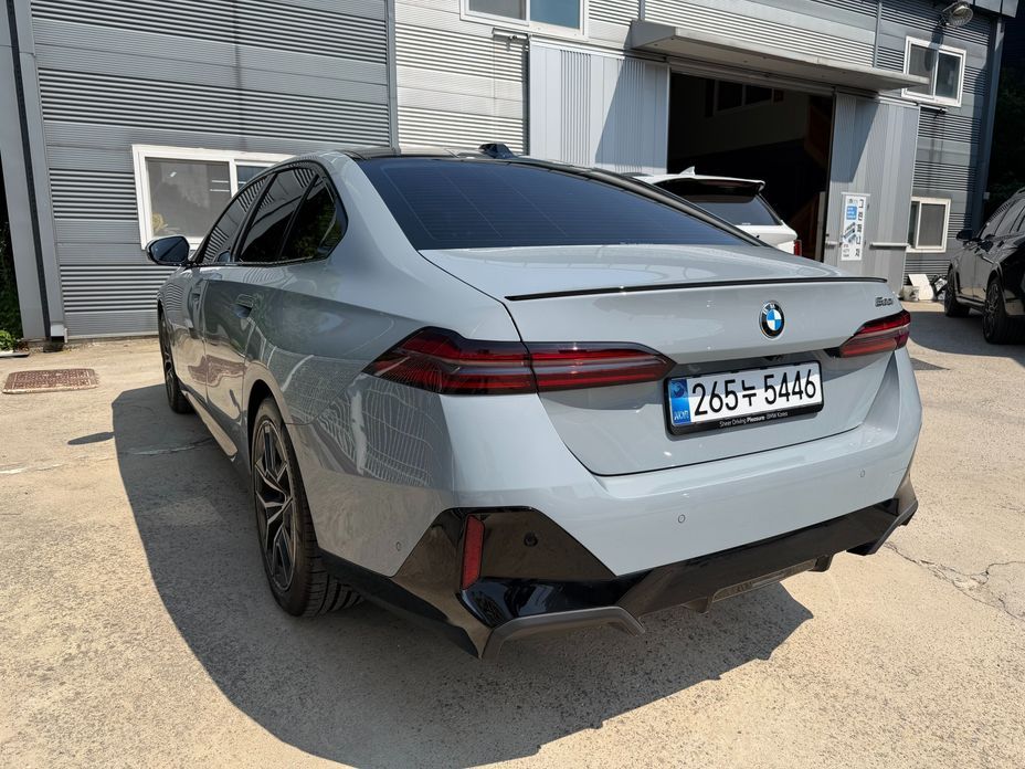 BMW 5-Series 2026