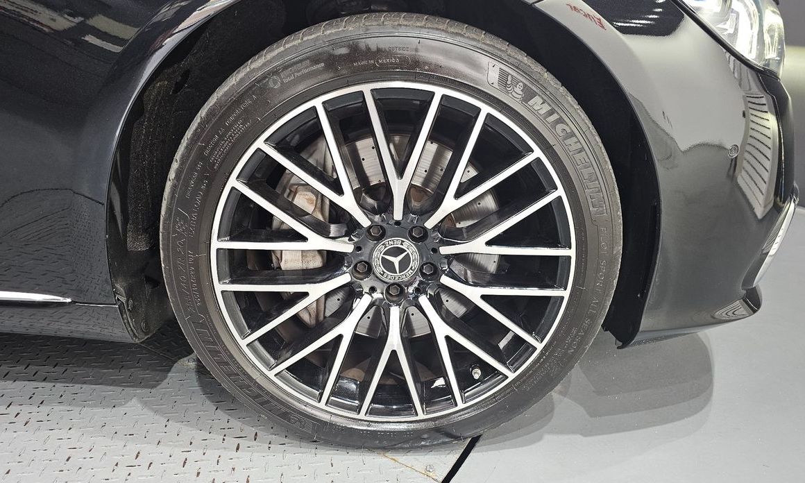 Mercedes-Benz S-Class 2022