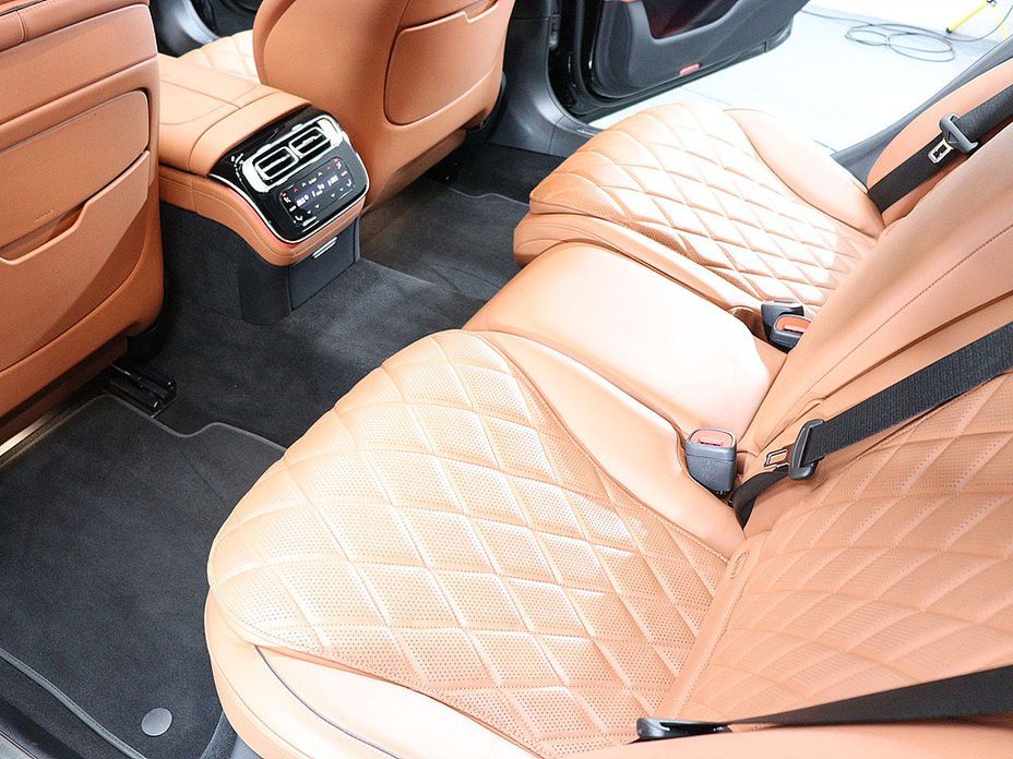 Mercedes-Benz S-Class 2023