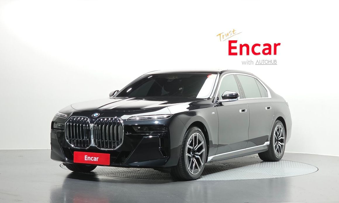 BMW 7-Series 2025