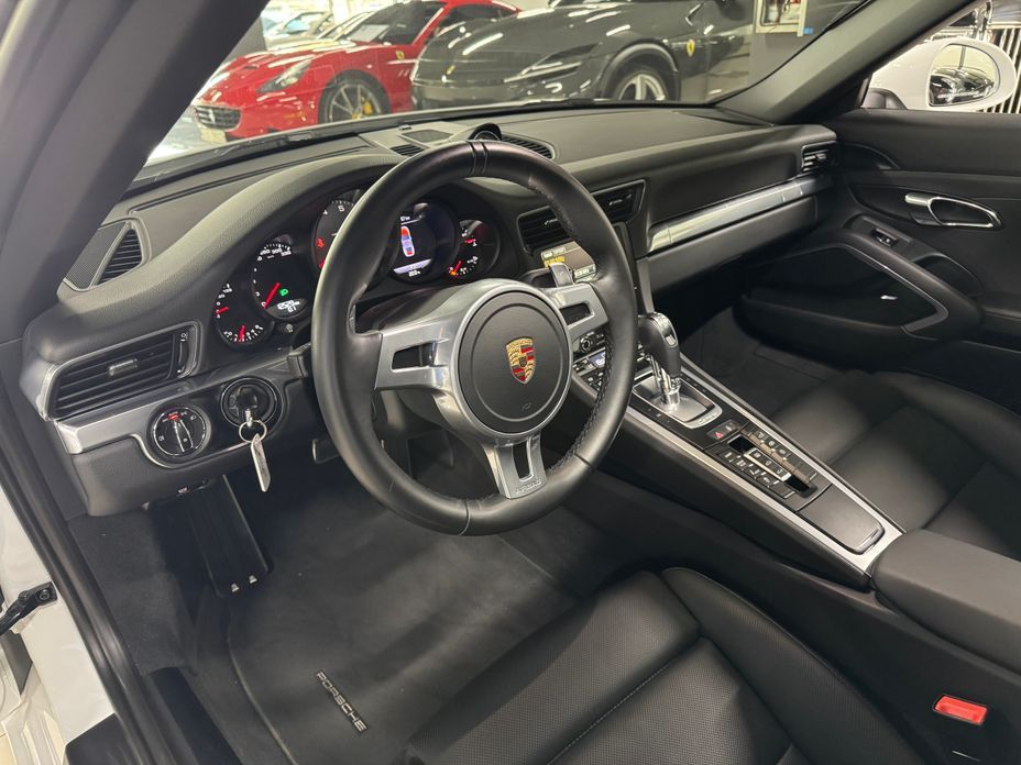 Porsche 911 2016