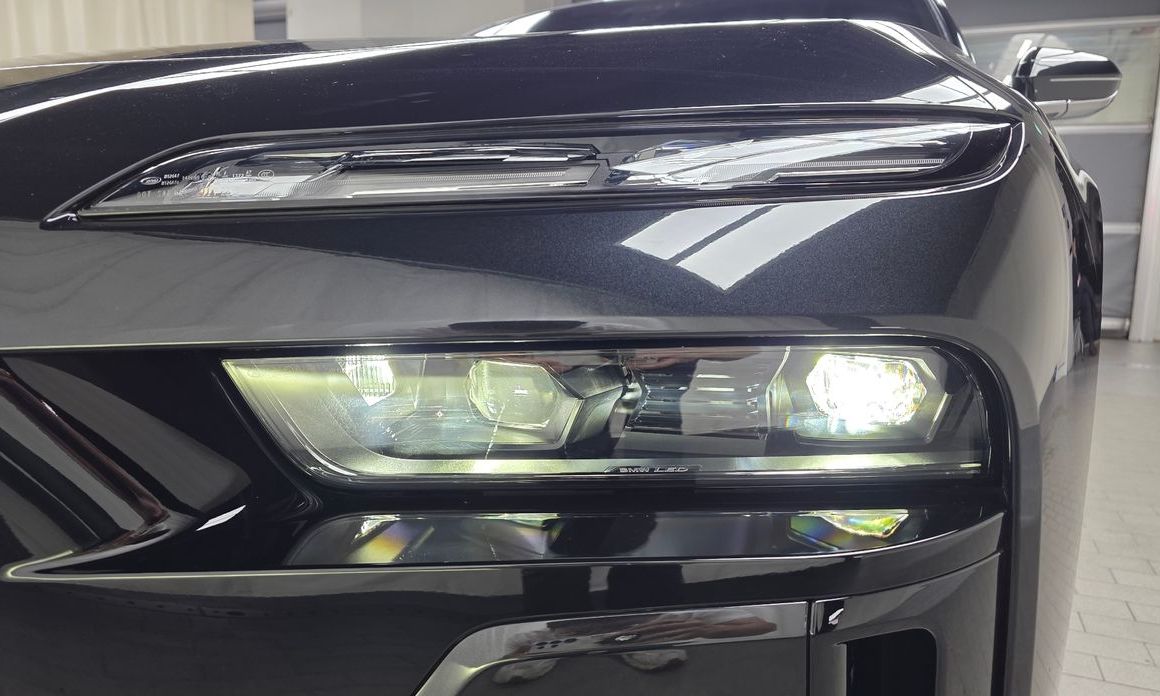 BMW 7-Series 2025