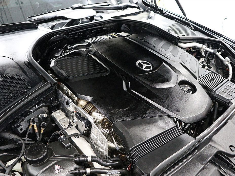 Mercedes-Benz S-Class 2023