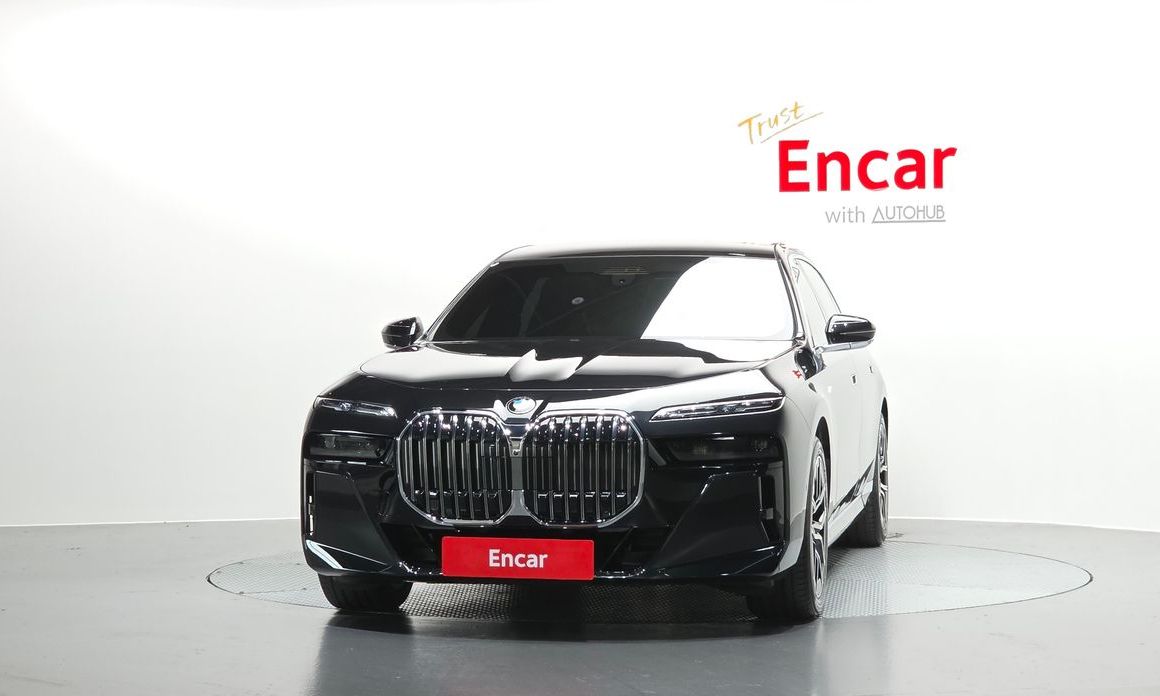 BMW 7-Series 2025