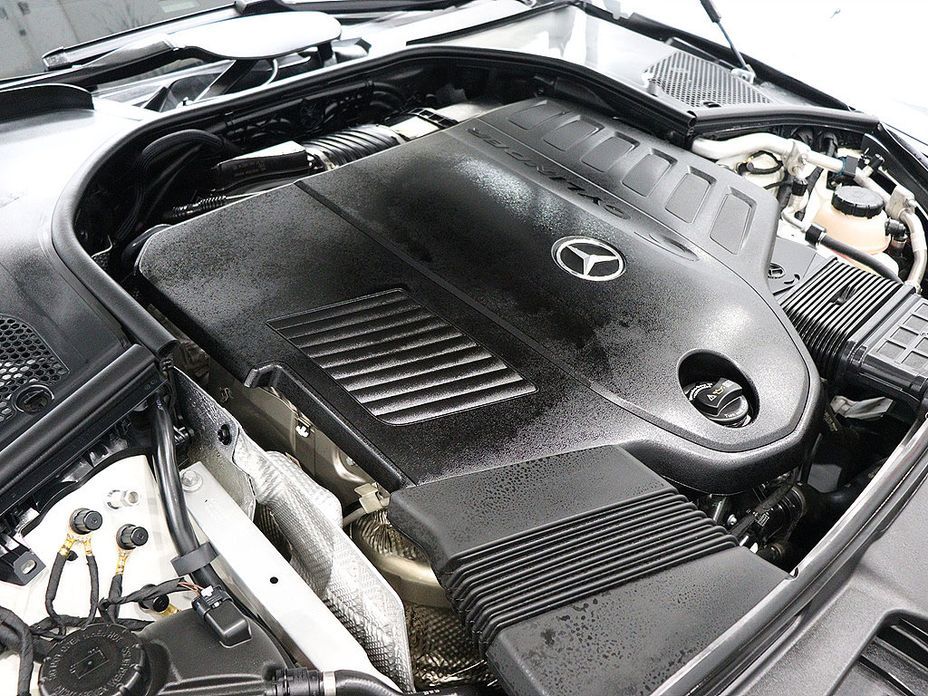 Mercedes-Benz S-Class 2023