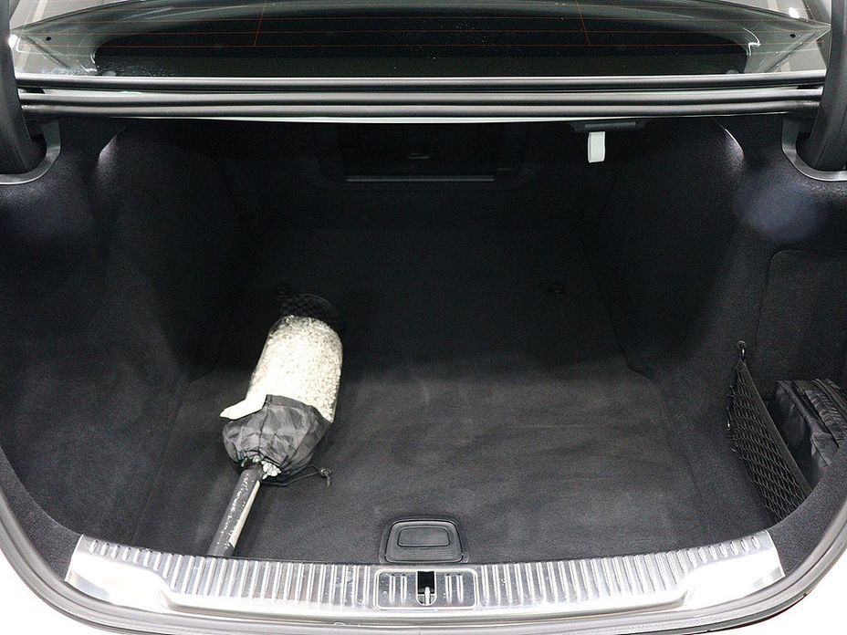 Mercedes-Benz S-Class 2023