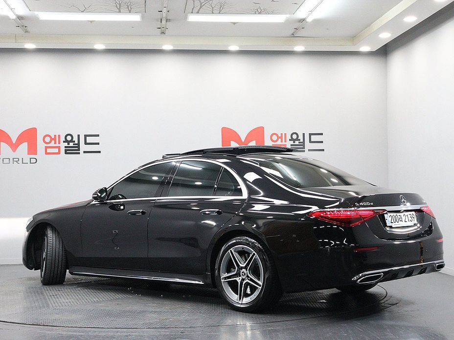 Mercedes-Benz S-Class 2023
