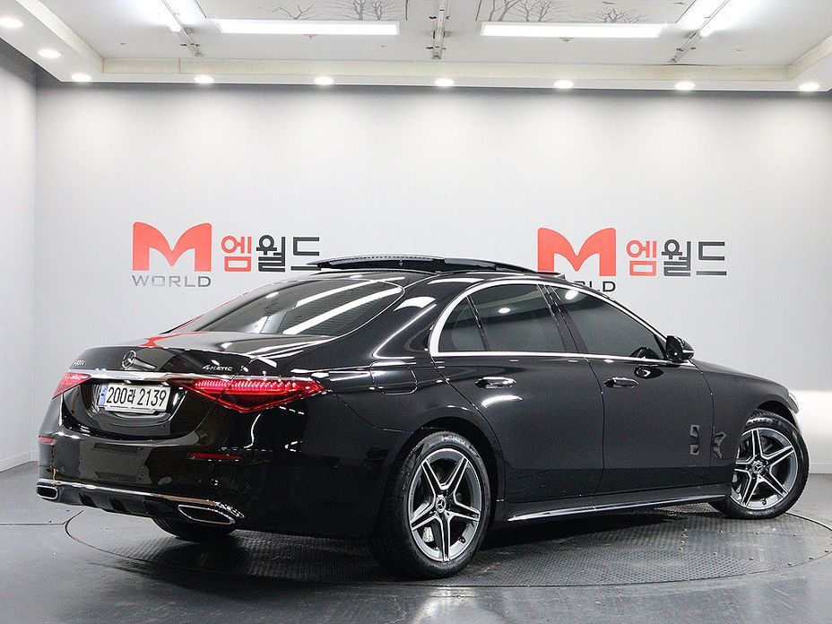 Mercedes-Benz S-Class 2023
