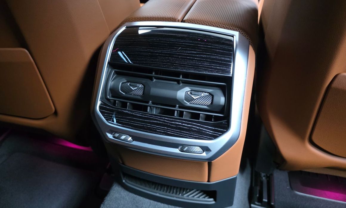 BMW 7-Series 2025