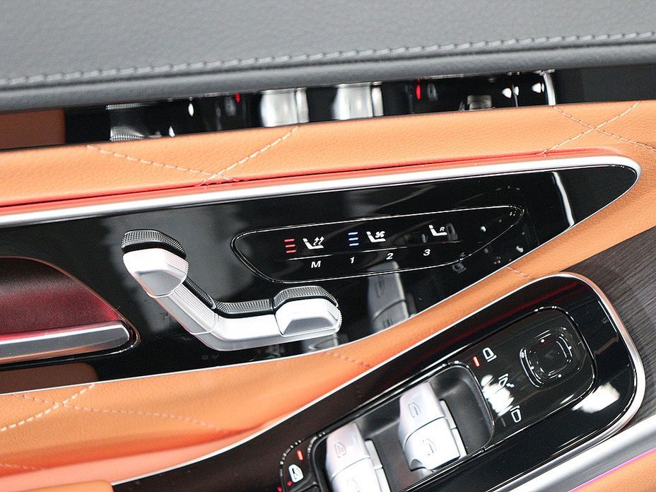 Mercedes-Benz S-Class 2023