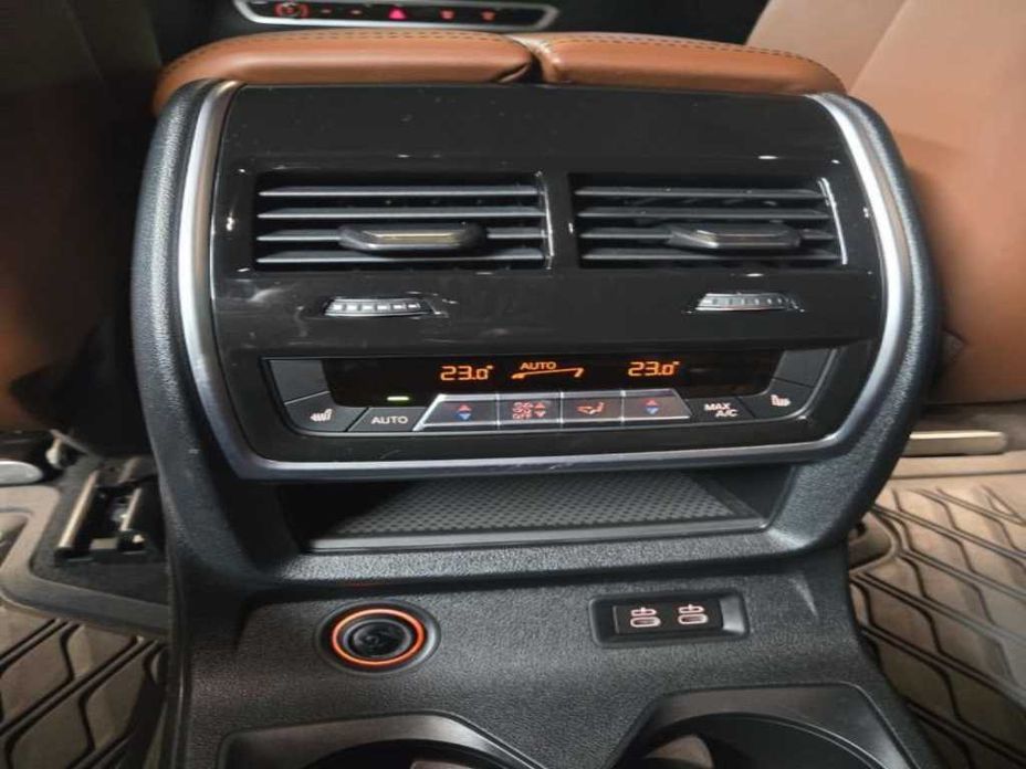 BMW X7 2024