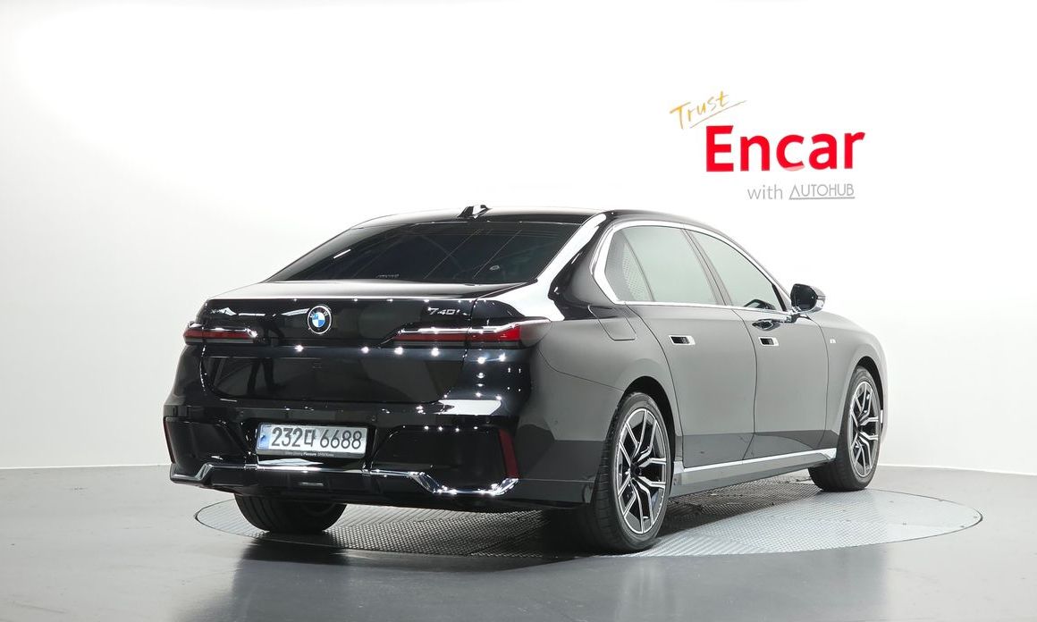 BMW 7-Series 2025
