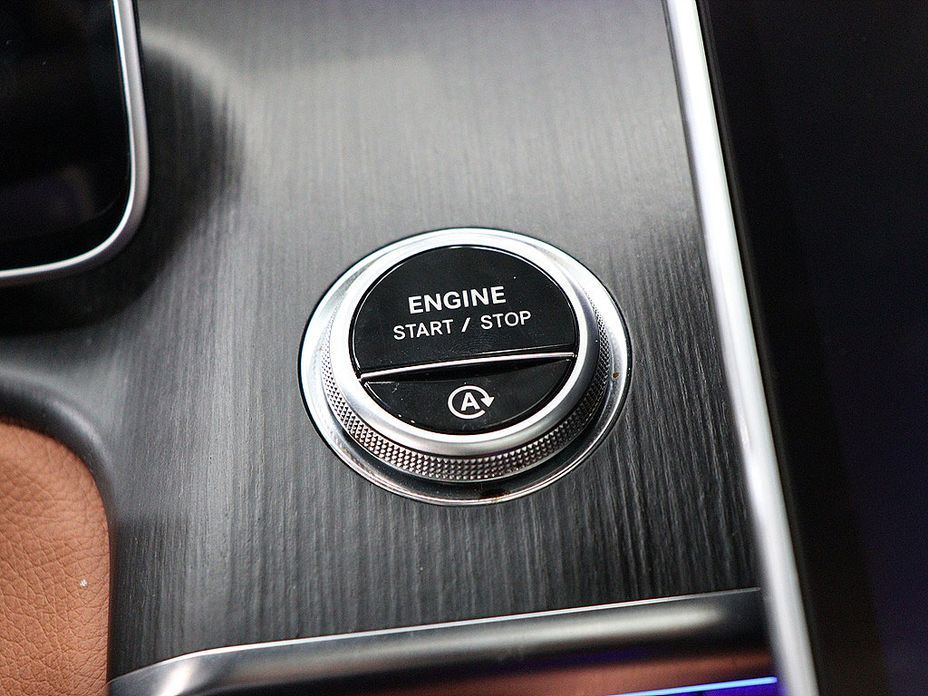 Mercedes-Benz S-Class 2023
