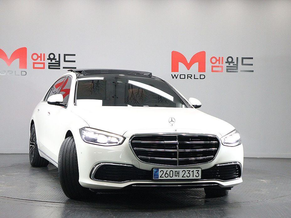 Mercedes-Benz S-Class 2023