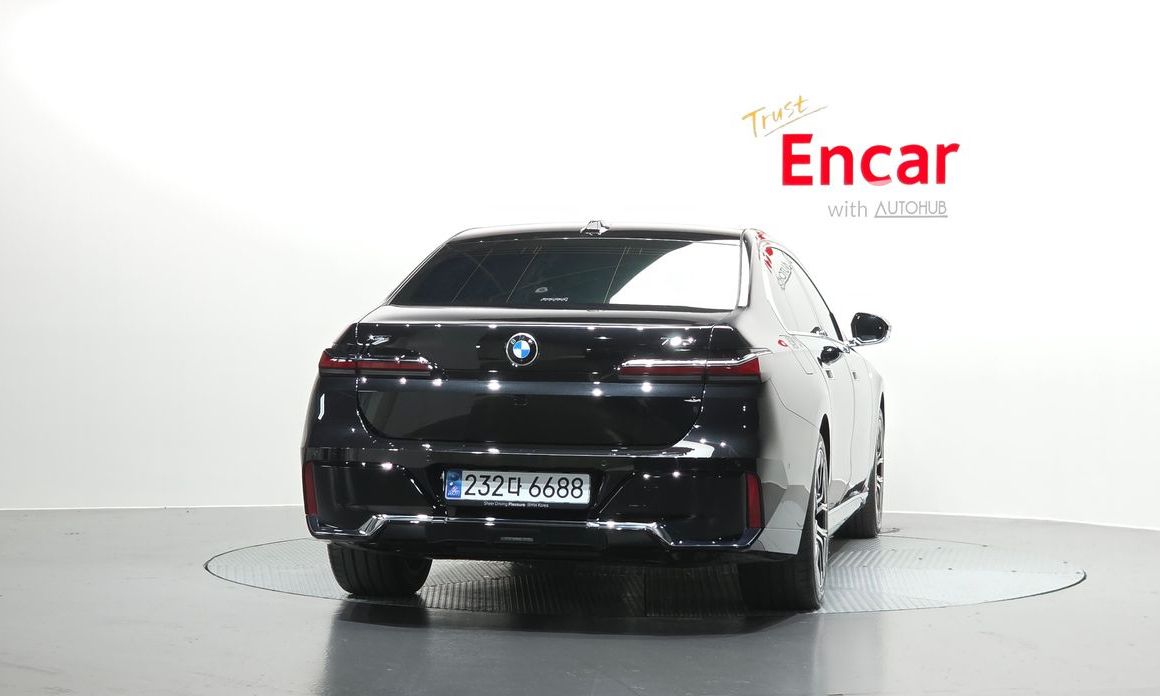 BMW 7-Series 2025