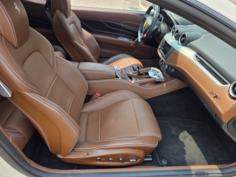 Ferrari FF 2014