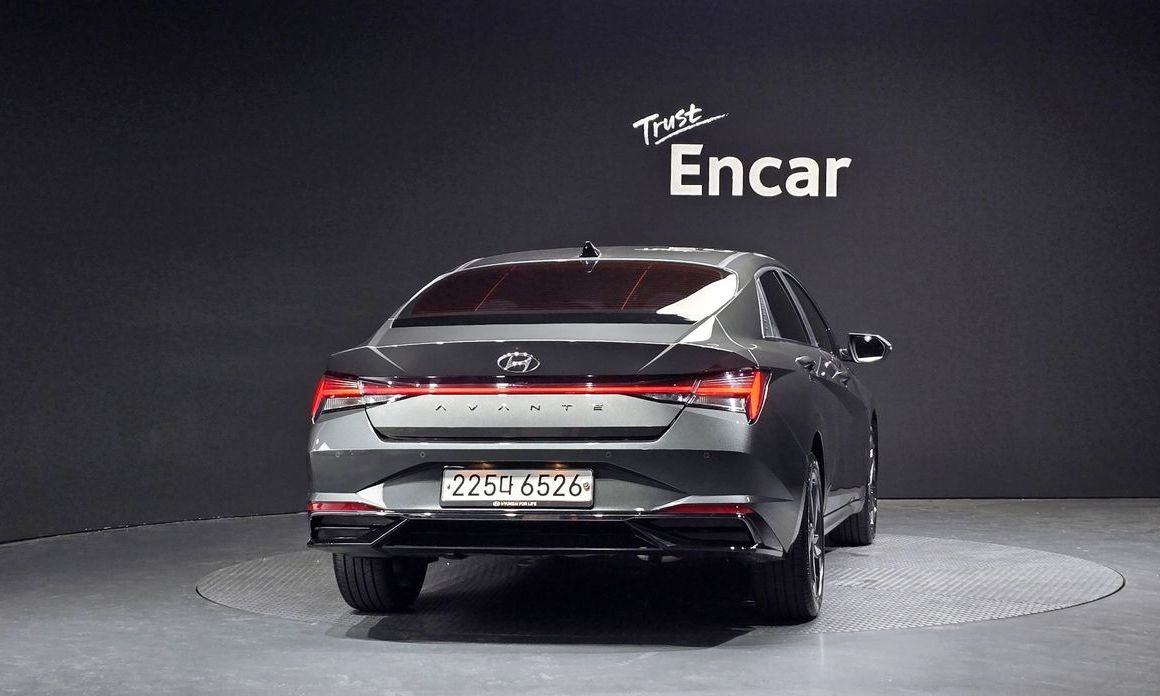 Hyundai AVANTE 2021