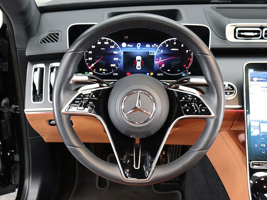 Mercedes-Benz S-Class 2023