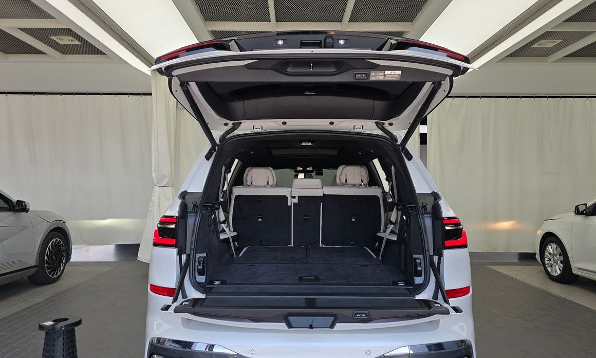 BMW X7 2024