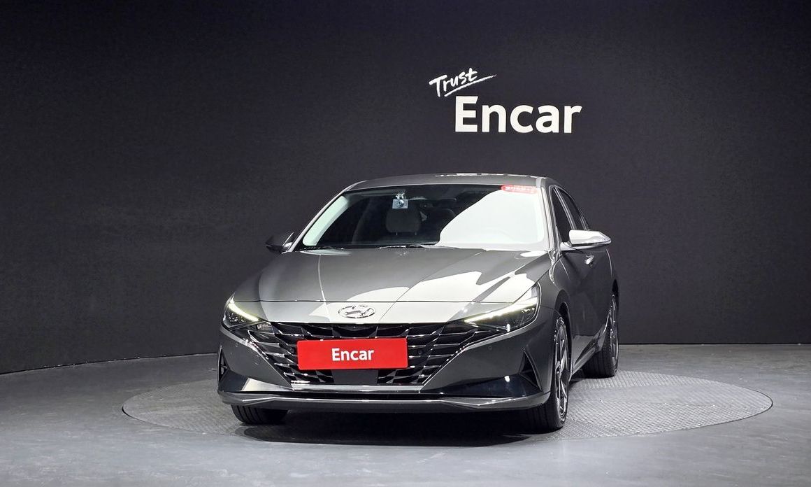 Hyundai AVANTE 2021