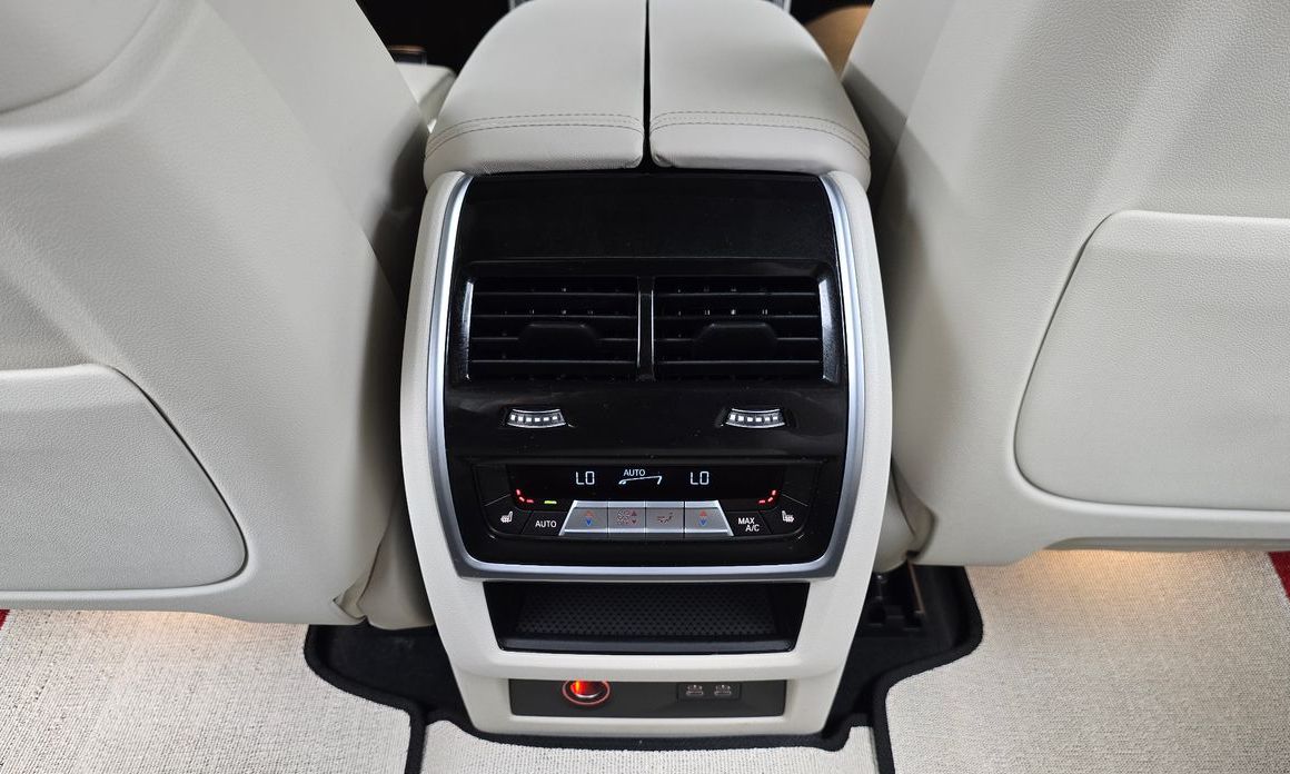 BMW X7 2024
