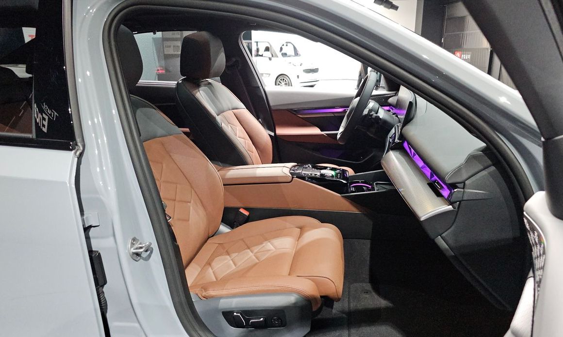 BMW 5-Series 2026