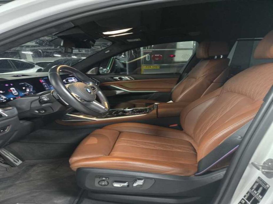 BMW X7 2024
