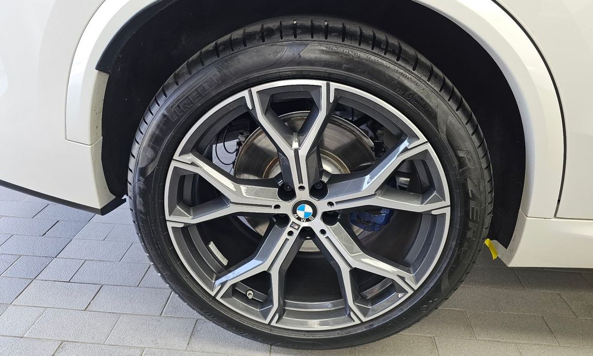 BMW X5 2025