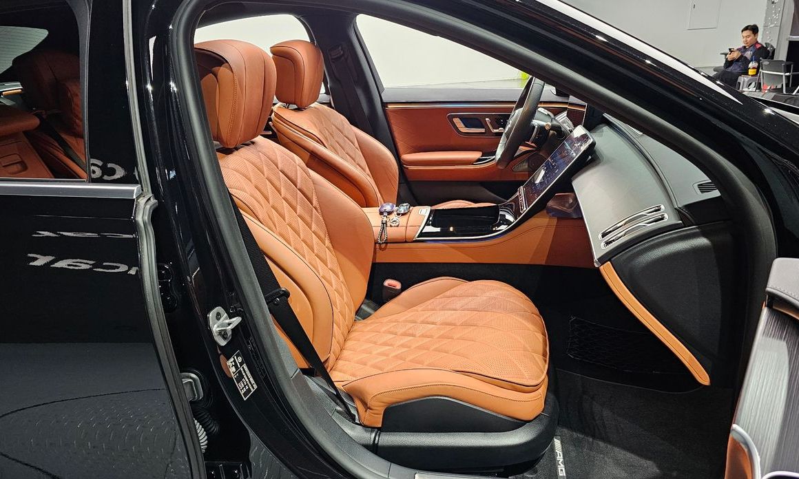 Mercedes-Benz S-Class 2023