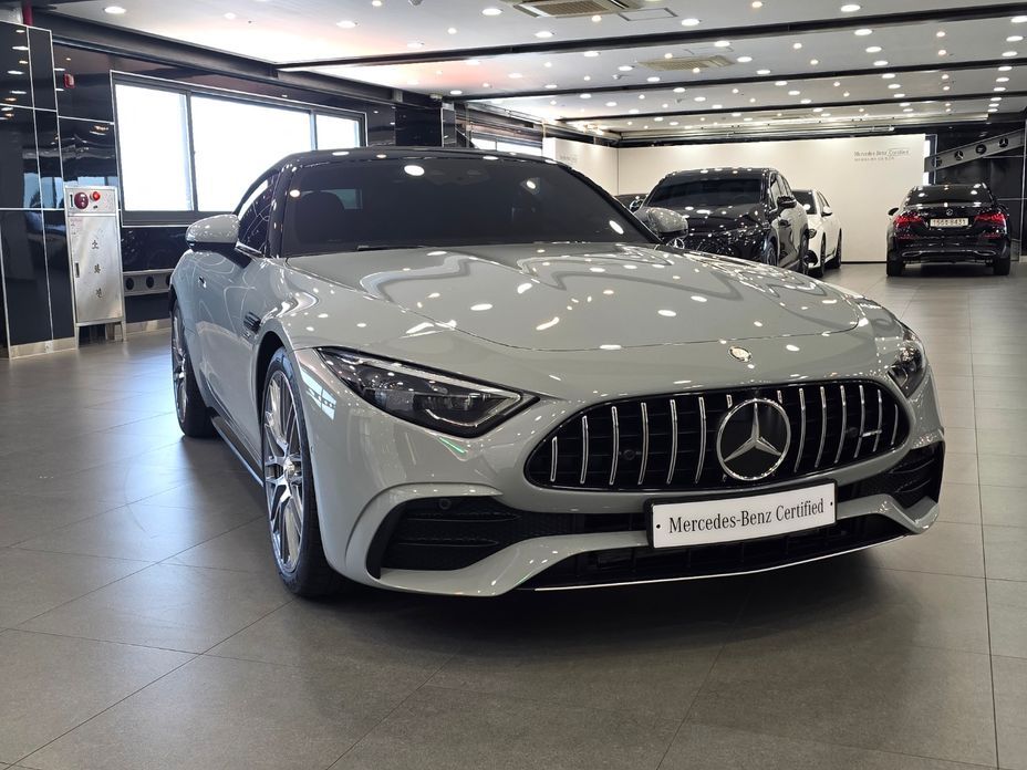 Mercedes-Benz SL-Class 2025