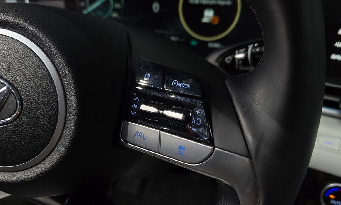 Hyundai AVANTE 2021