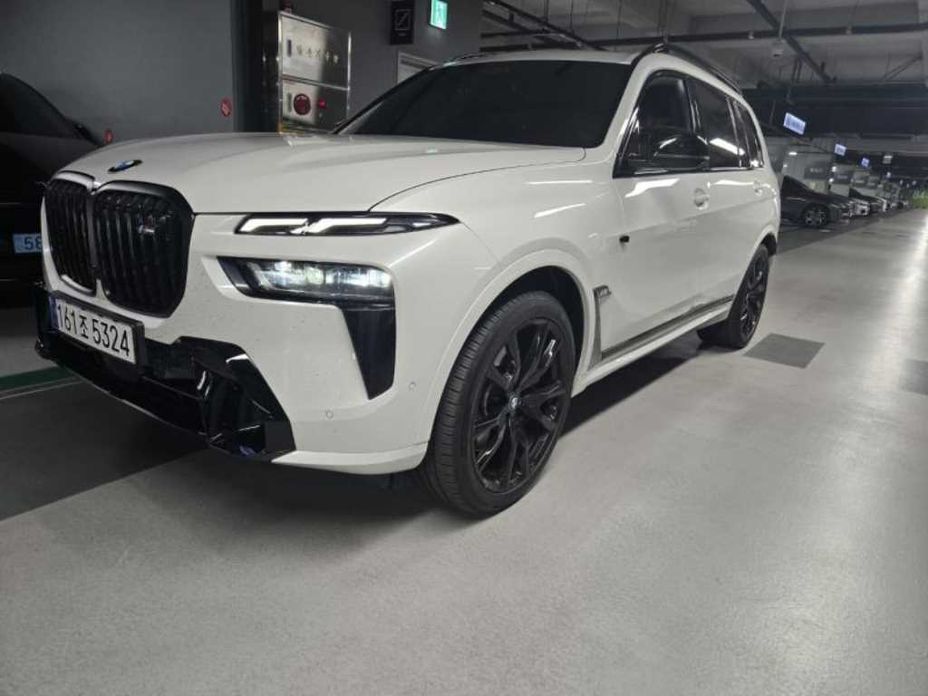 BMW X7 2024