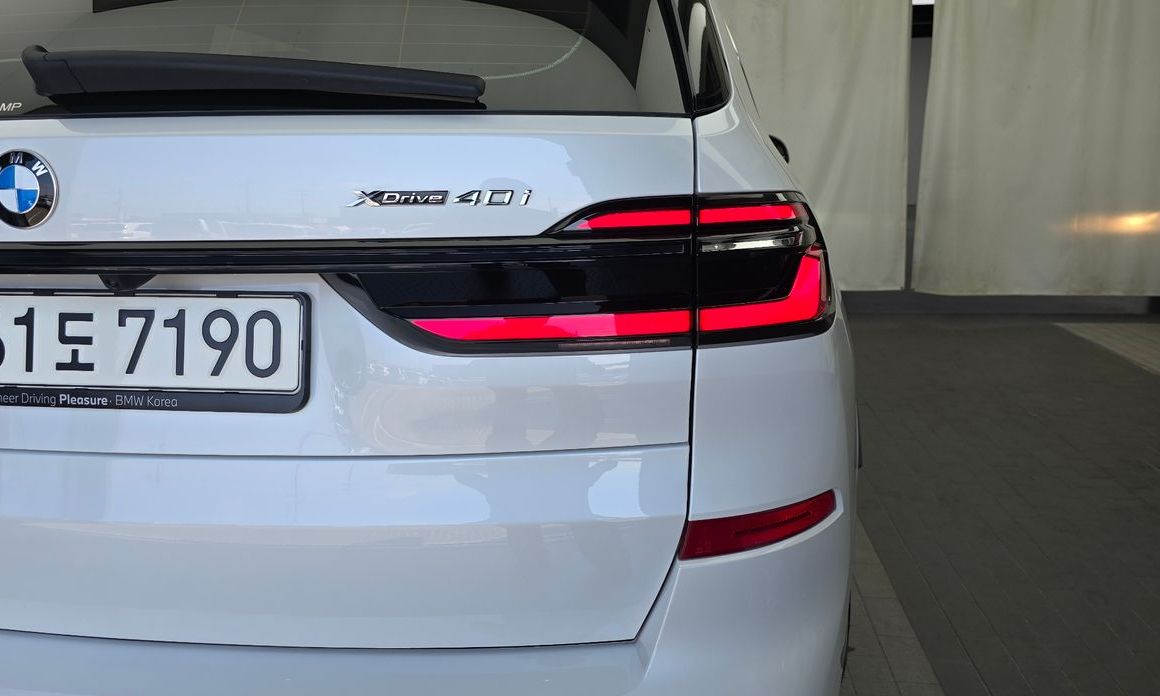 BMW X7 2024