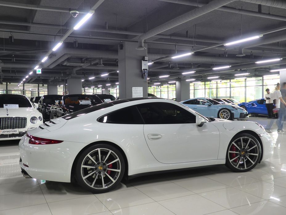Porsche 911 2016