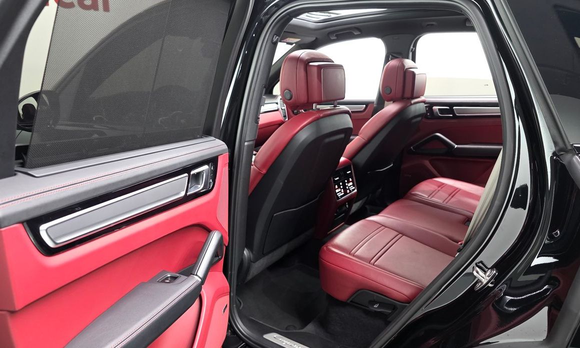 Porsche Cayenne 2023
