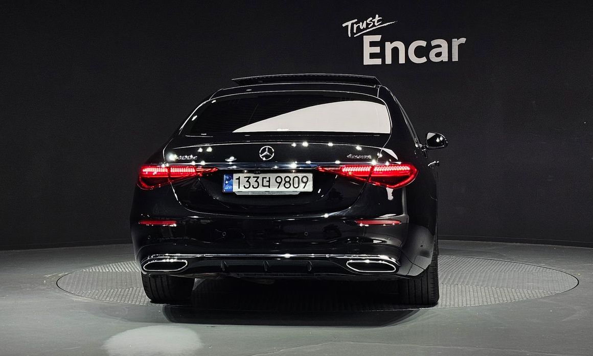 Mercedes-Benz S-Class 2023