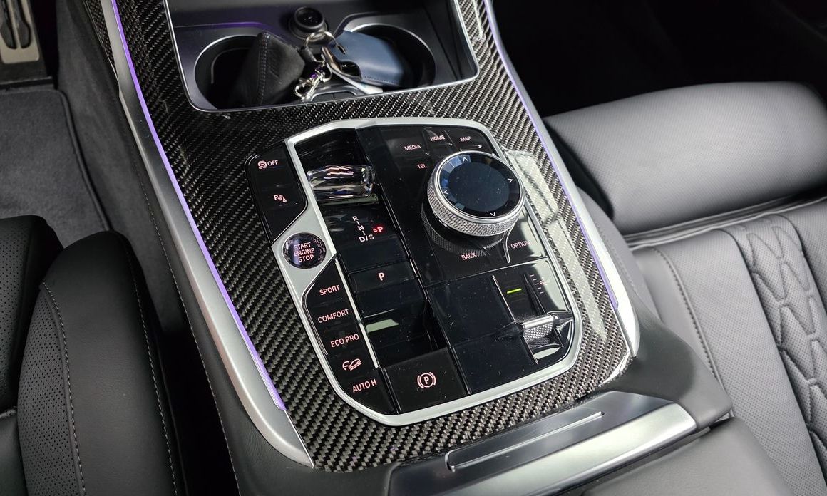 BMW X7 2025