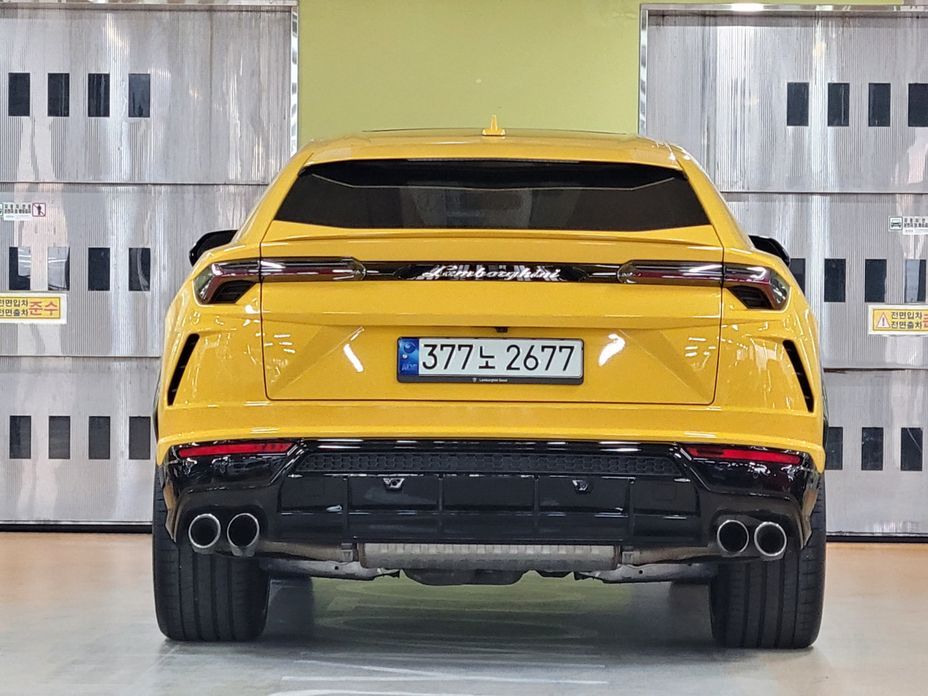 Lamborghini Urus 2022