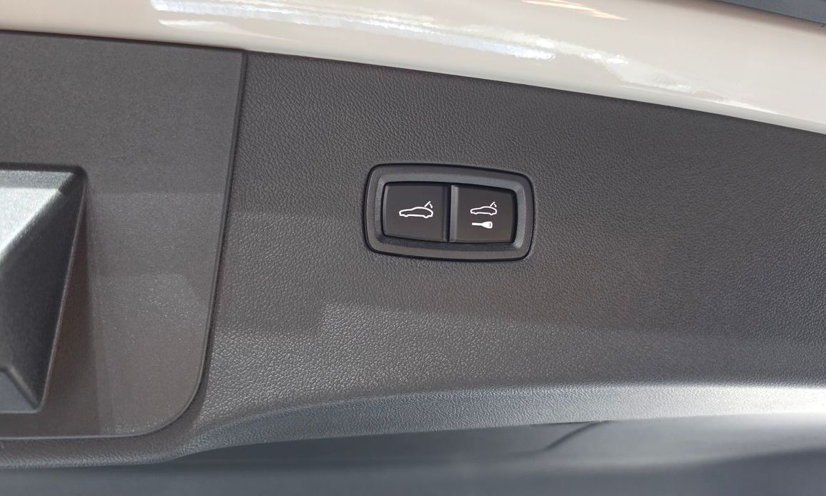 Porsche Cayenne 2025