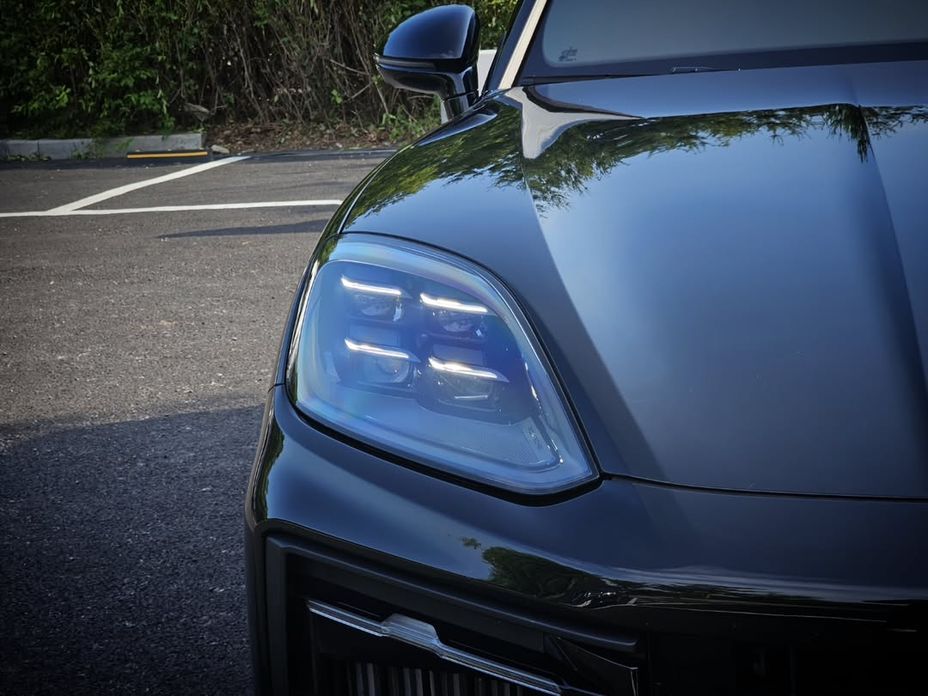 Porsche Cayenne 2025