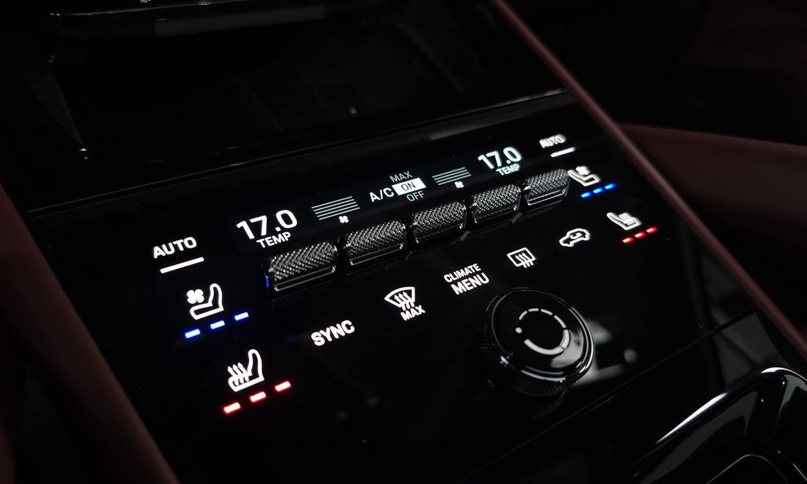 Porsche Cayenne 2025