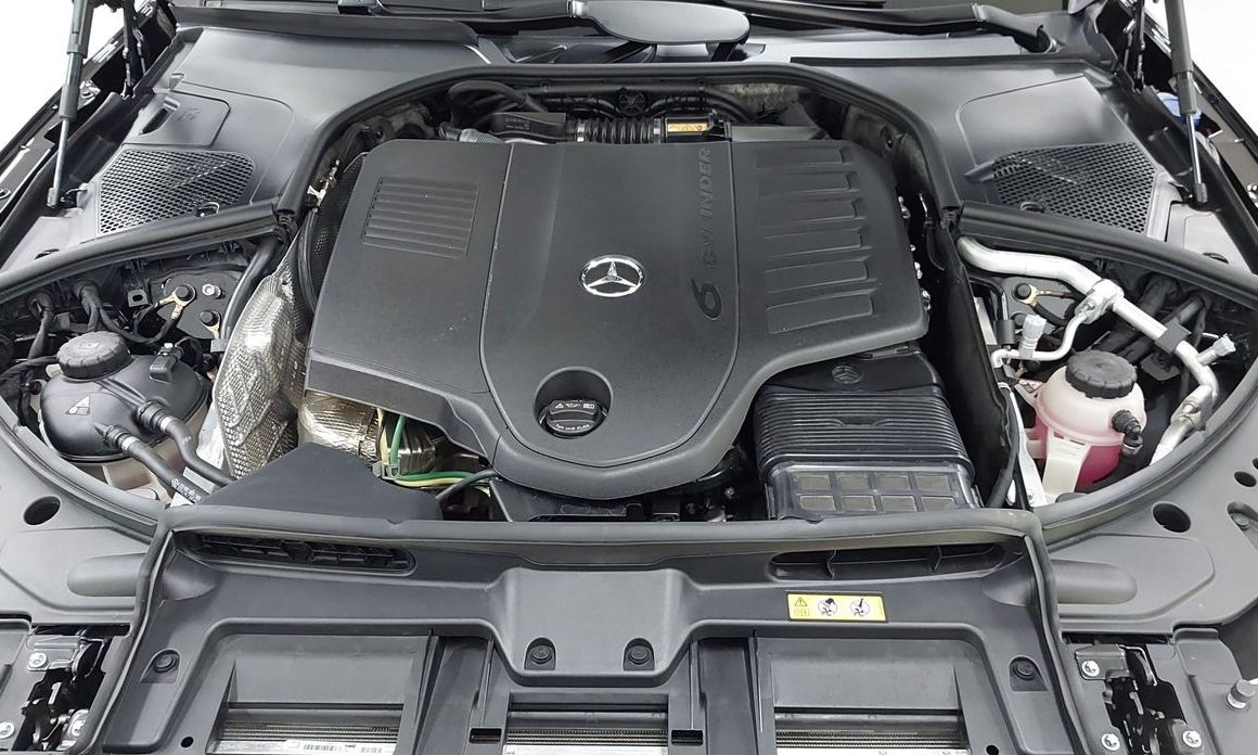 Mercedes-Benz S-Class 2026