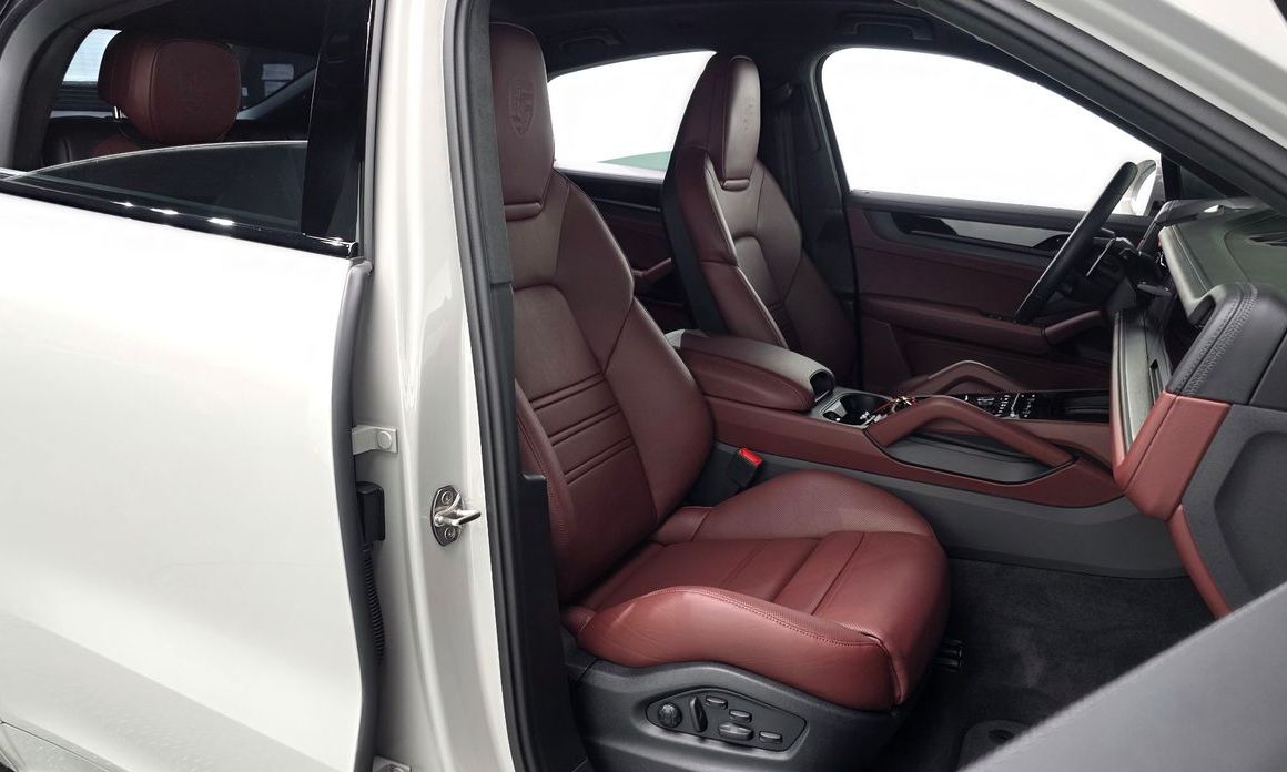 Porsche Cayenne 2025