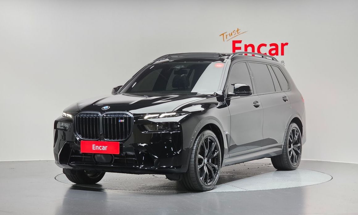 BMW X7 2025