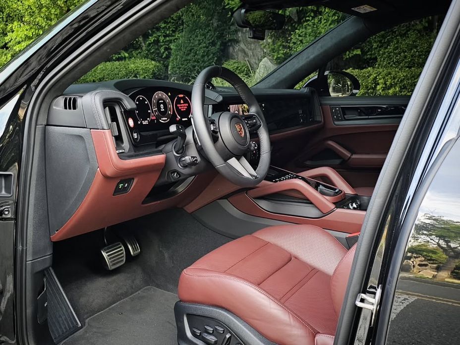 Porsche Cayenne 2025