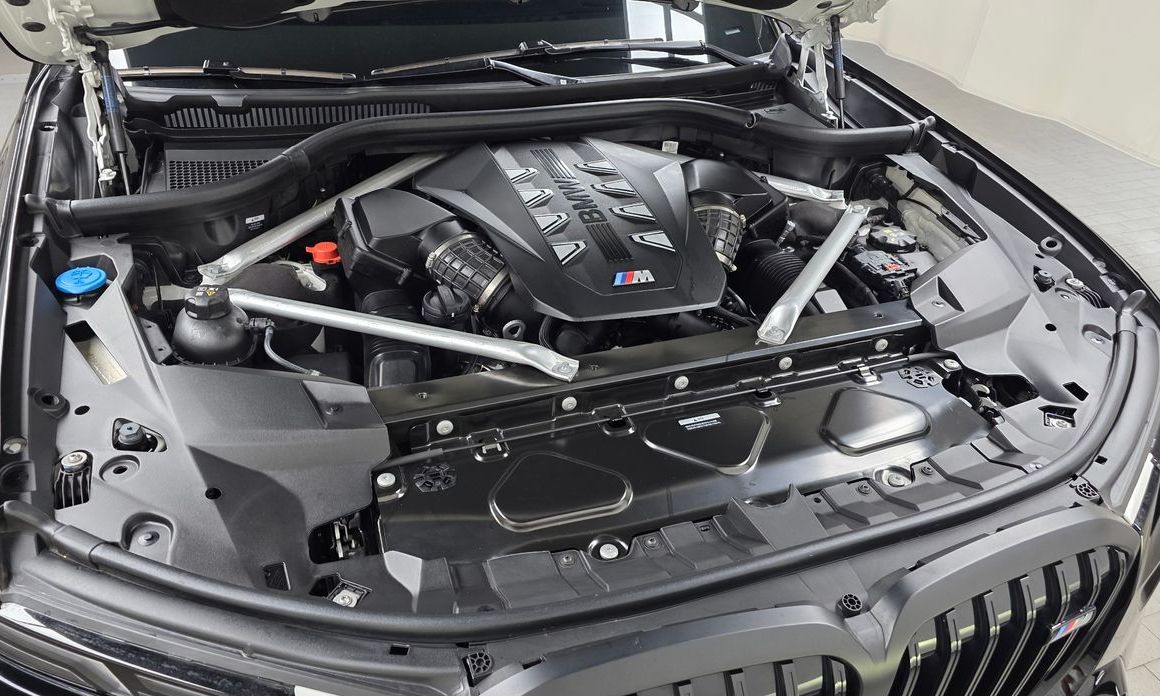 BMW X7 2025